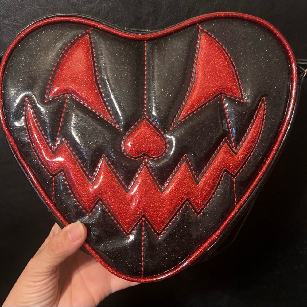 Love, Pain And Stitches Pumpkin Kult Heart Shaped Black Metallic And Red New